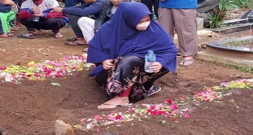 PESAN KEMATIAN DARI TEMAN